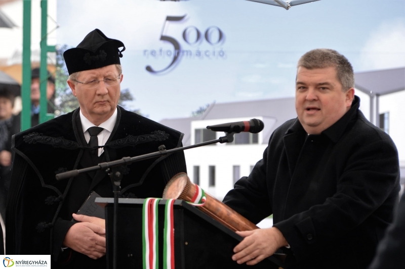 Református templom alapkőletétel - fotó Trifonov Éva