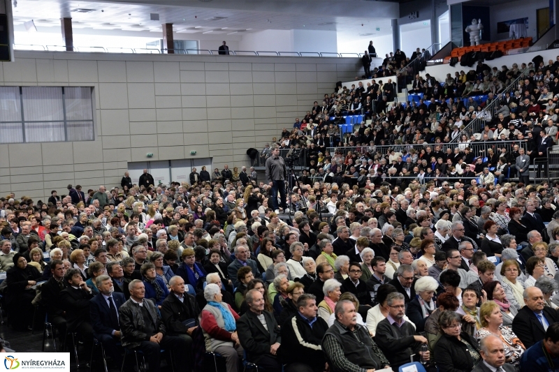 Reformátusok találkozója a Continentál Arénában - fotó Trifonov Éva