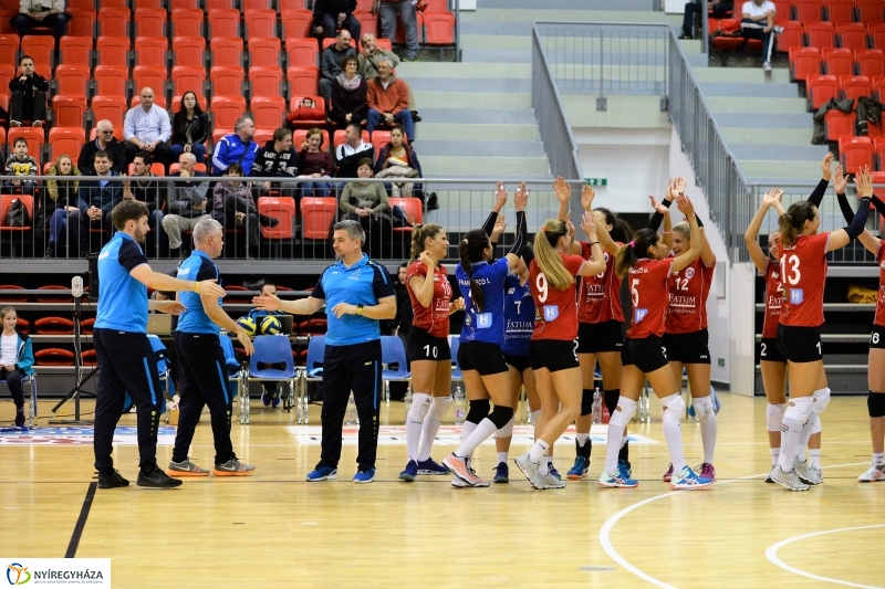 Fatum - Palota női röplabda - fotó Trifonov Éva