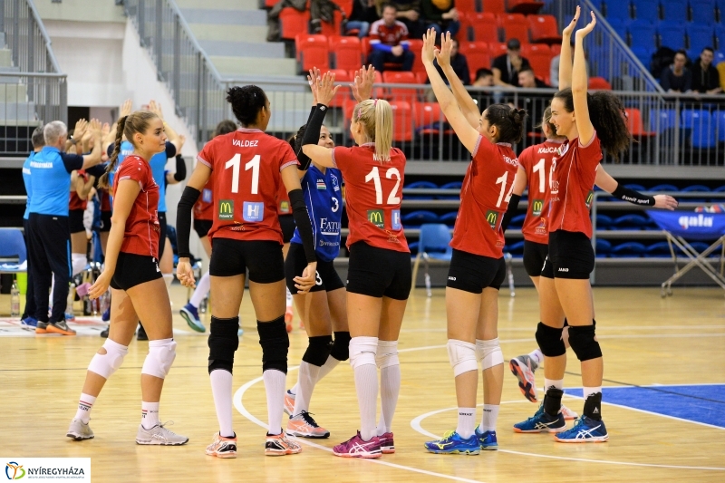 Fatum - Palota női röplabda - fotó Trifonov Éva