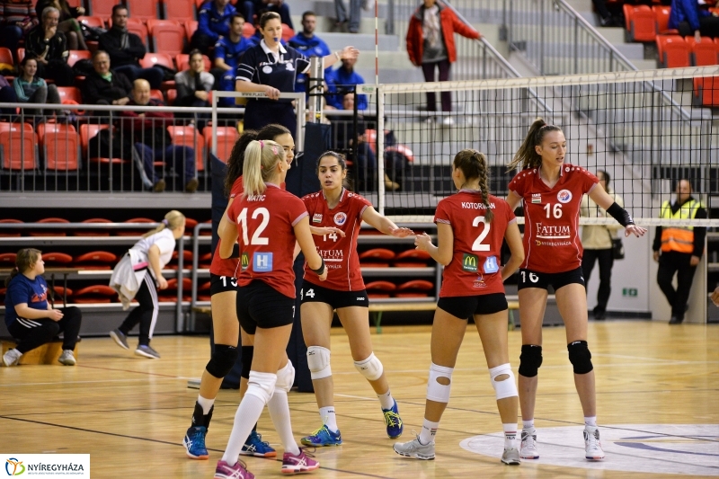 Fatum - Palota női röplabda - fotó Trifonov Éva
