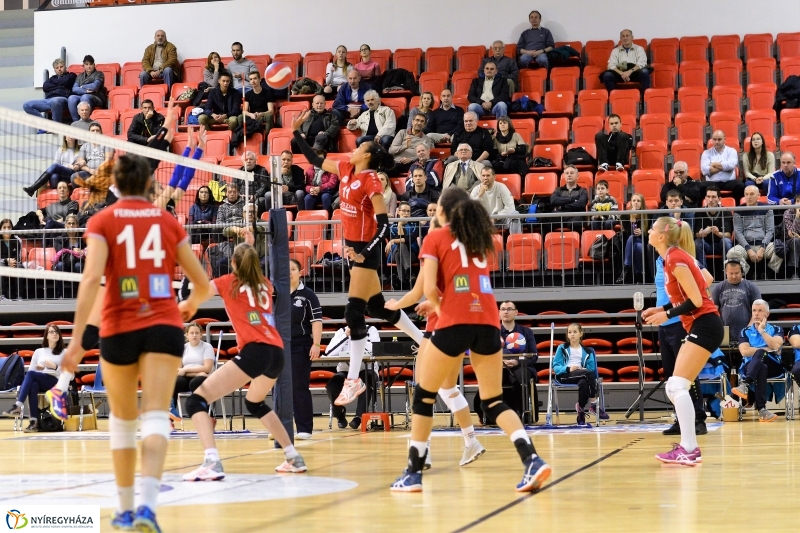 Fatum - Palota női röplabda - fotó Trifonov Éva