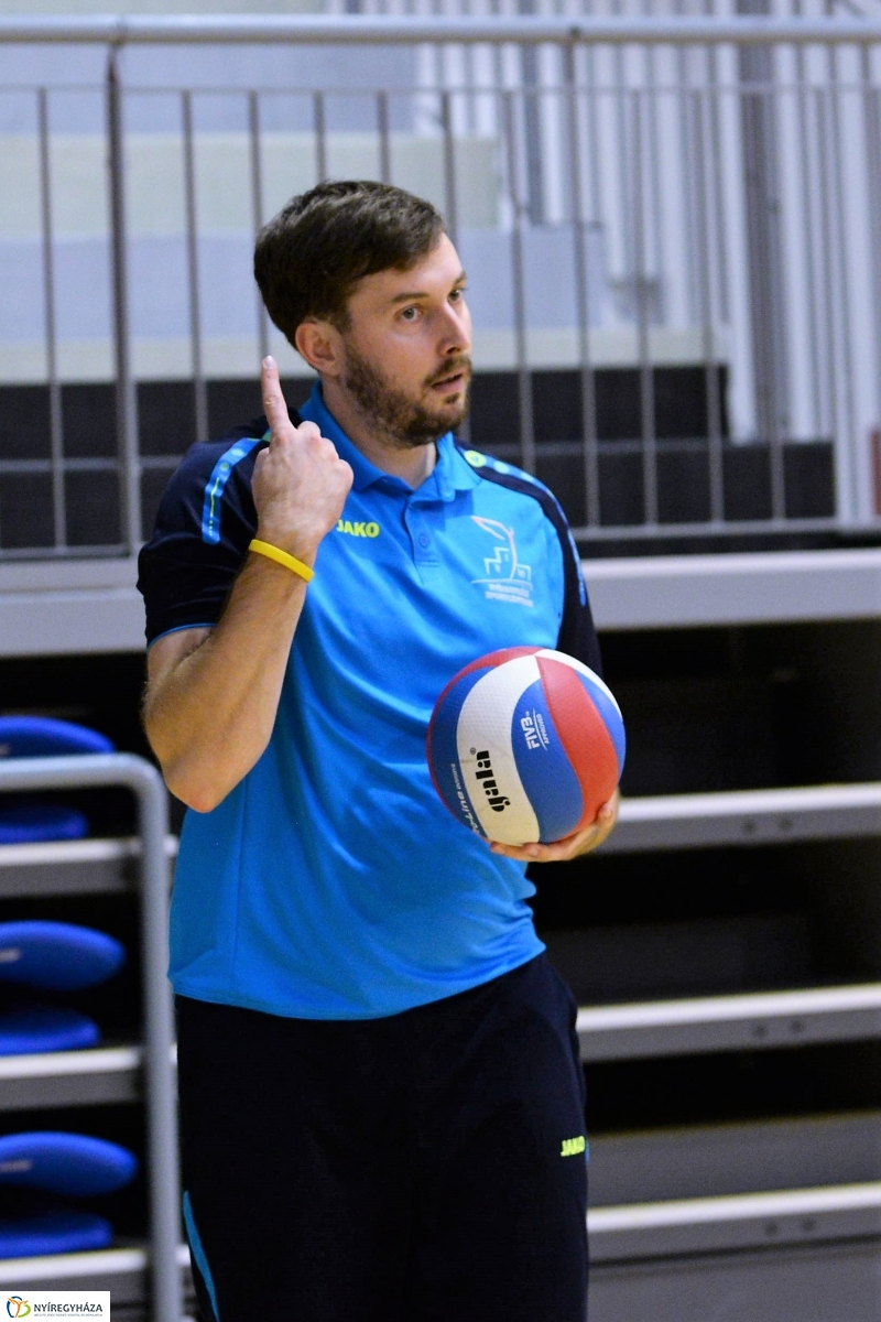 Fatum - Palota női röplabda - fotó Trifonov Éva