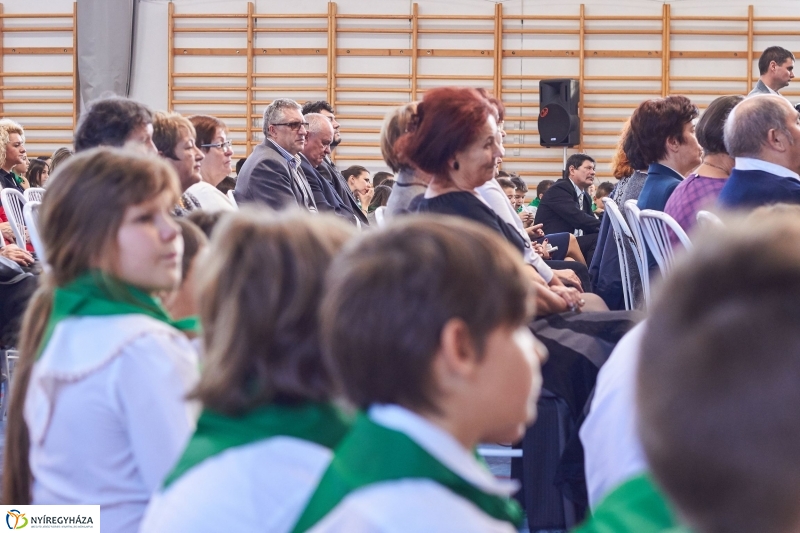 Jubilál a Kertvárosi iskola - fotó Szarka Lajos