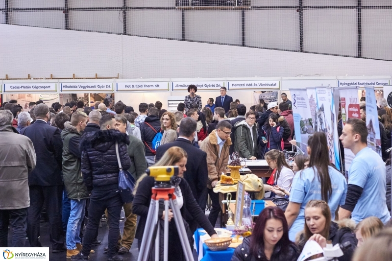 Állásbörze az NYSZC szervezésében - fotó Szarka Lajos