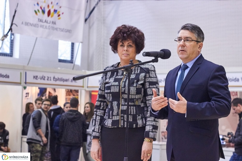 Állásbörze az NYSZC szervezésében - fotó Szarka Lajos