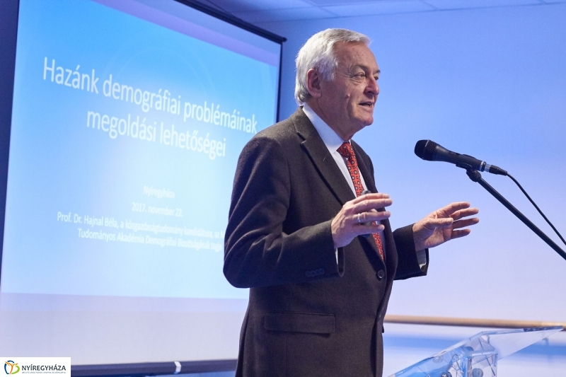 Szépkorúak Akadémiája 20171122 - fotó Szarka Lajos