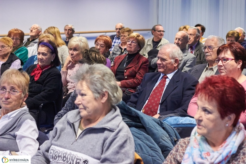 Szépkorúak Akadémiája 20171122 - fotó Szarka Lajos