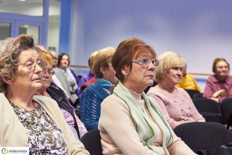Szépkorúak Akadémiája 20171122 - fotó Szarka Lajos