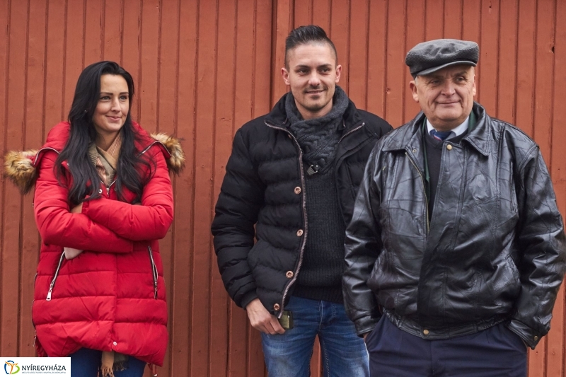 Új aszfaltozási technika - fotó Szarka Lajos