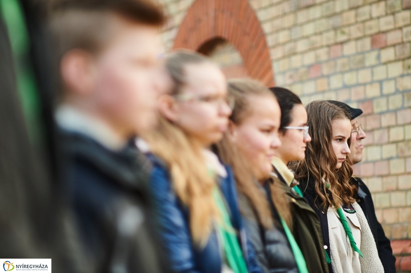 Hajléktalan Jézus szobor Nyíregyházán - fotó Szarka Lajos