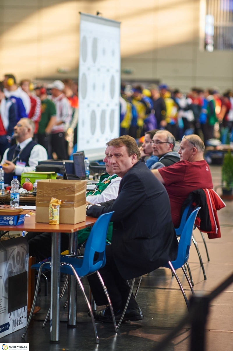 Arénáztak a sportlövők - fotó Szarka Lajos