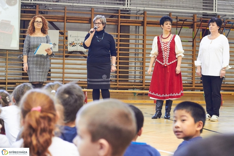 Népköltészet Hete a Bem iskolában - fotó Szarka Lajos