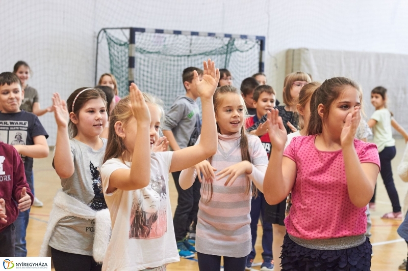 Népköltészet Hete a Bem iskolában - fotó Szarka Lajos