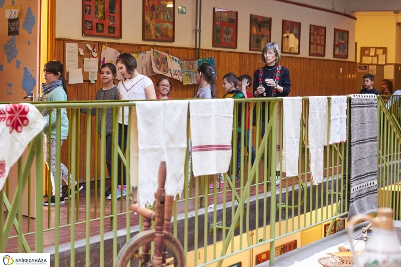 Népköltészet Hete a Bem iskolában - fotó Szarka Lajos