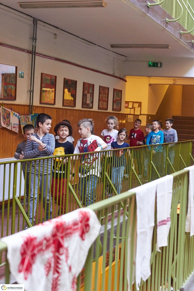 Népköltészet Hete a Bem iskolában - fotó Szarka Lajos