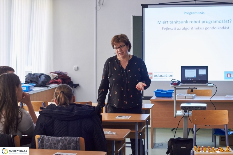 LEGO Education az egyetemen - fotó Szarka Lajos