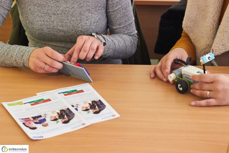 LEGO Education az egyetemen - fotó Szarka Lajos