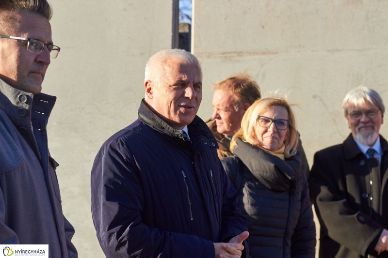 Átadták az Északi temető kerítését - fotó Szarka Lajos