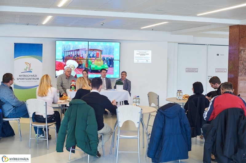 Mikulás Futás beharangozó - fotó Szarka Lajos