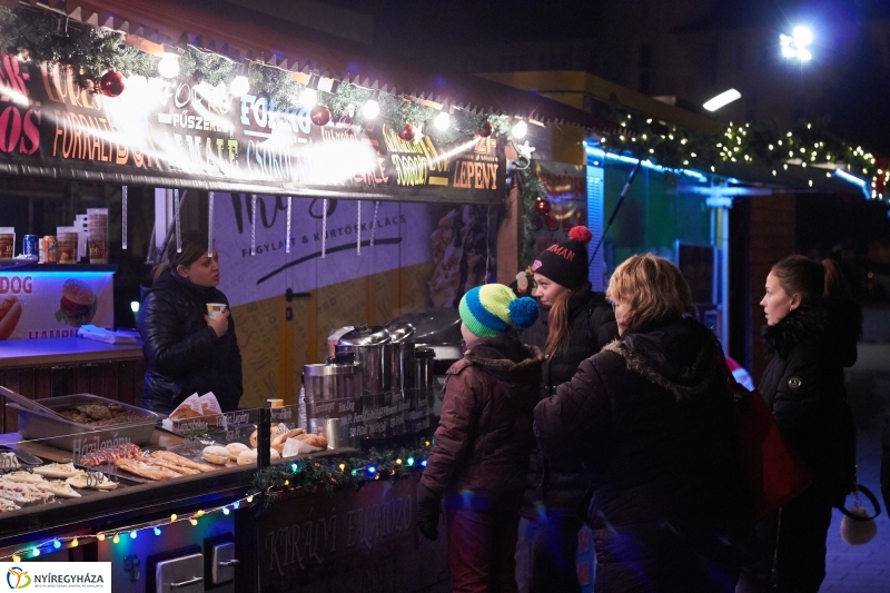 Forgatagi pillanatok - fotó Szarka Lajos