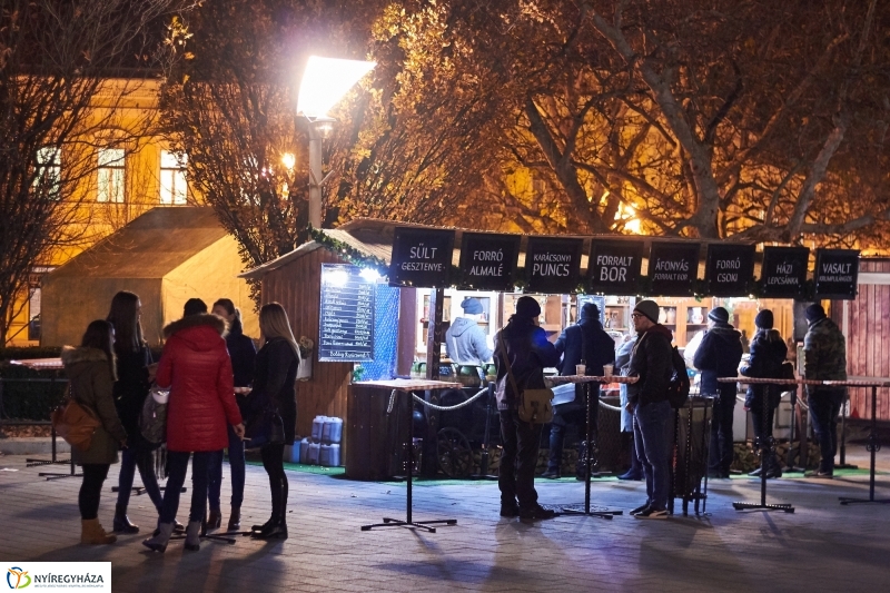 Forgatagi pillanatok - fotó Szarka Lajos