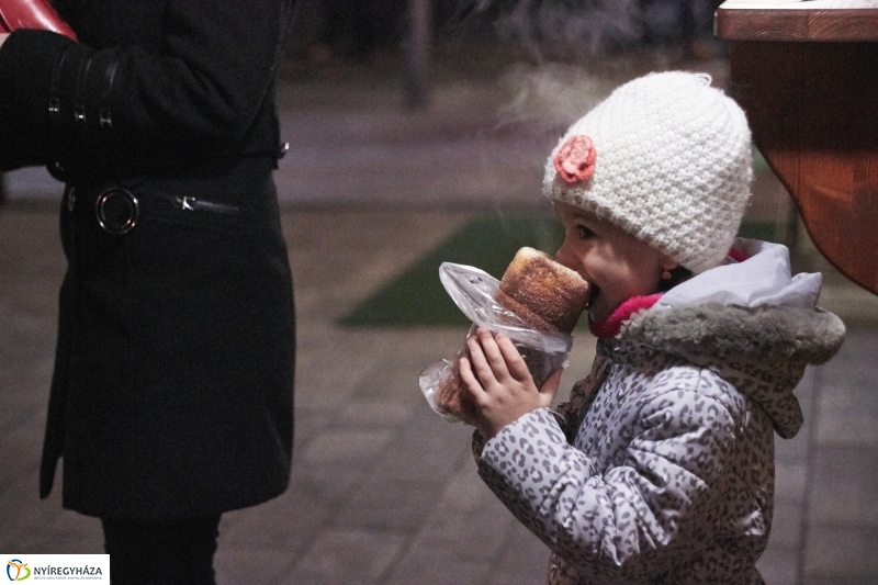 Forgatagi pillanatok - fotó Szarka Lajos
