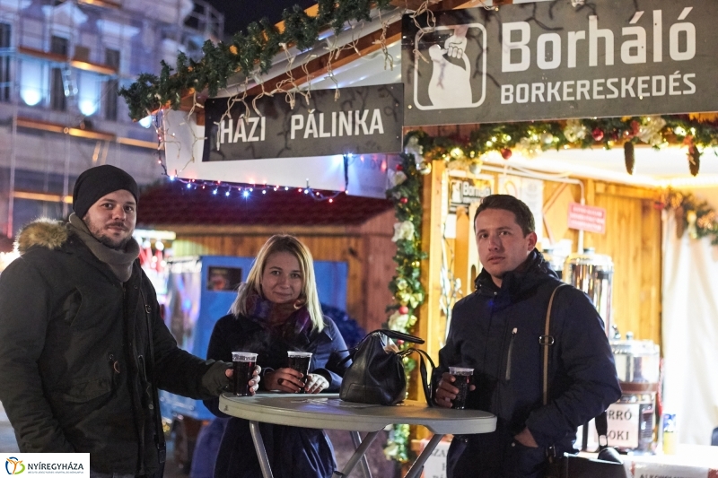 Forgatagi pillanatok - fotó Szarka Lajos