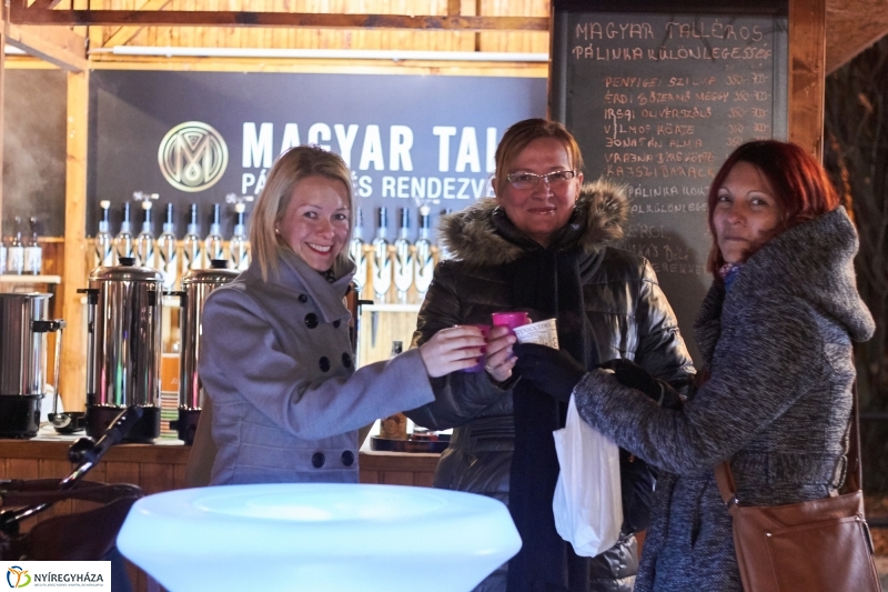 Forgatagi pillanatok - fotó Szarka Lajos