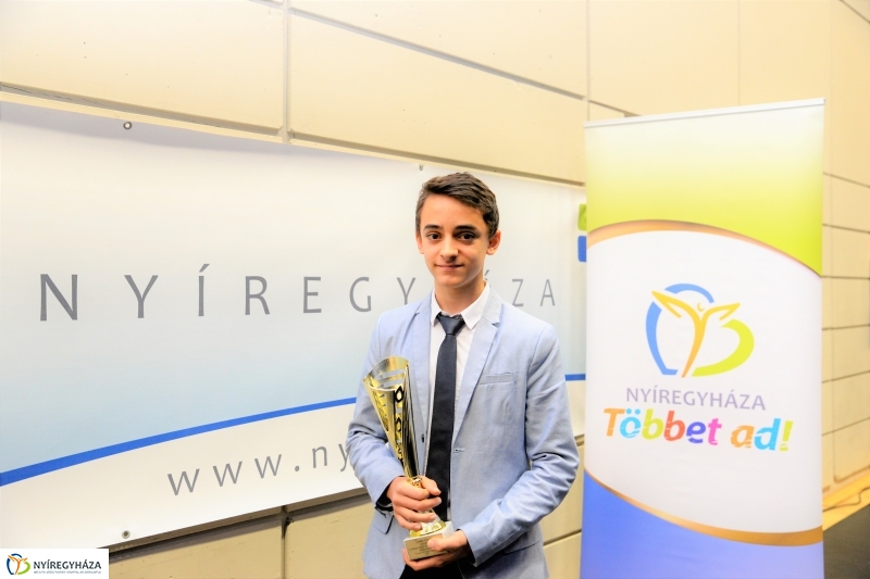 Bajnokok fala 2 - fotó Trifonov Éva