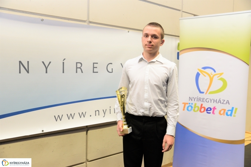 Bajnokok fala 2 - fotó Trifonov Éva