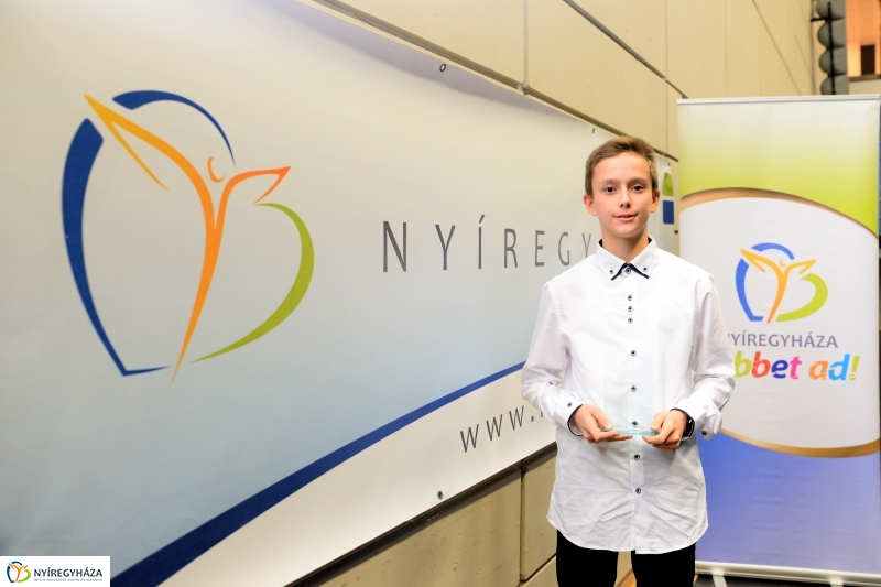 Bajnokok fala 2 - fotó Trifonov Éva