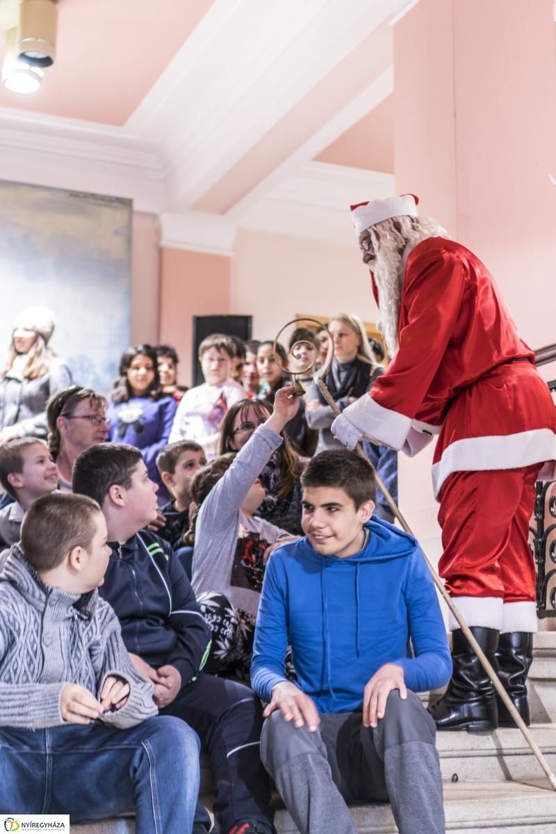 Rotary Mikulás a Jósa András Múzeumban - fotó Kohut Árpád