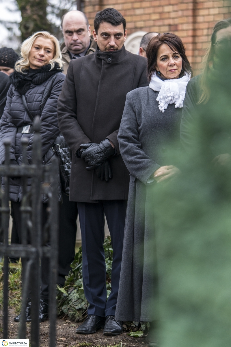 Emlékünnepség az Északi temetőben - fotó Kohut Árpád