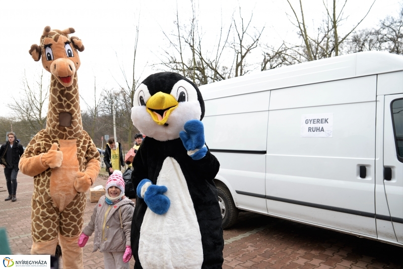 100 forintos nap az Állatparkban - fotó Trifonov Éva