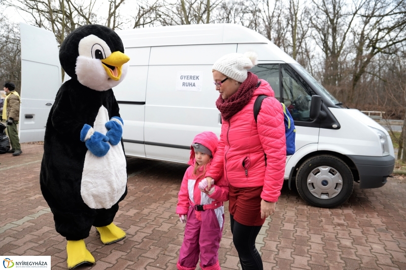 100 forintos nap az Állatparkban - fotó Trifonov Éva