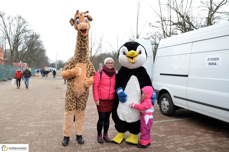 100 forintos nap az Állatparkban - fotó Trifonov Éva