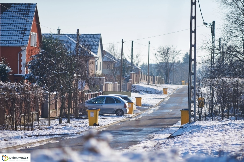 Aszfaltozták az Ösvény utcát - fotó Szarka Lajos