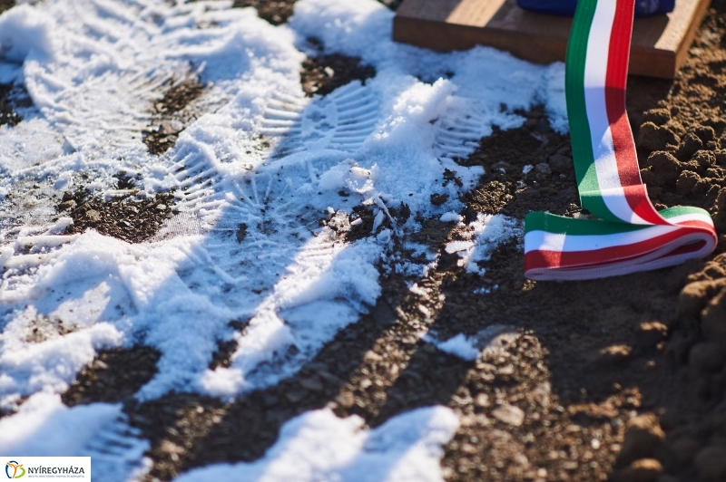 Aszfaltozták az Ösvény utcát - fotó Szarka Lajos