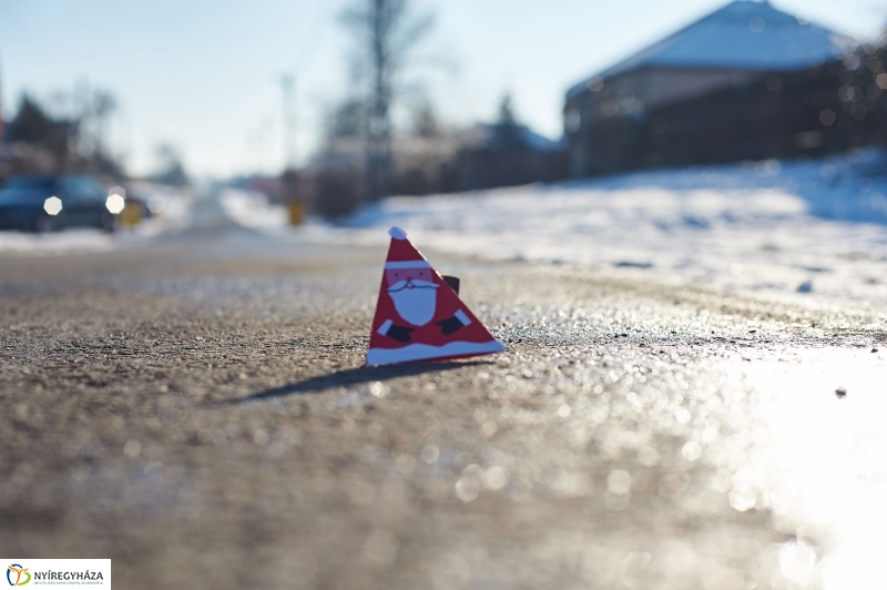 Aszfaltozták az Ösvény utcát - fotó Szarka Lajos