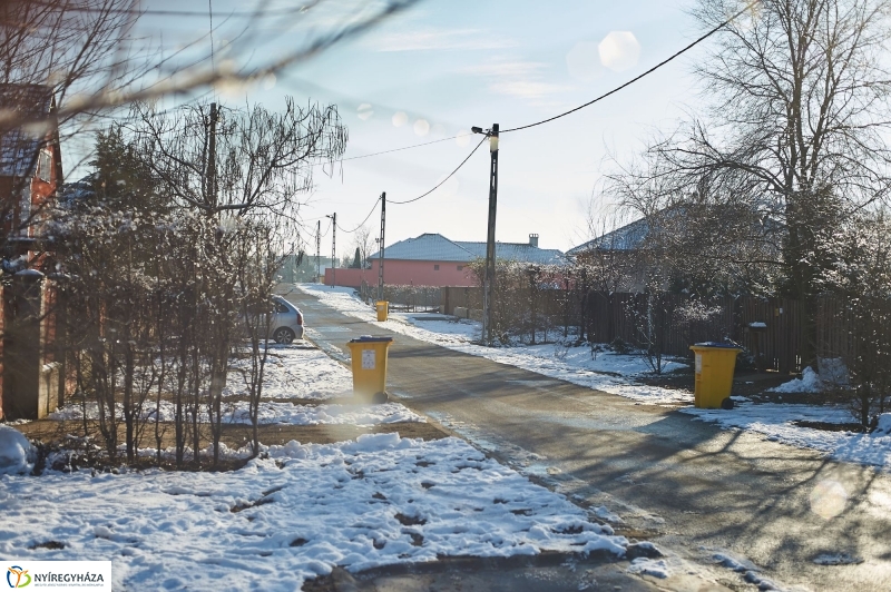 Aszfaltozták az Ösvény utcát - fotó Szarka Lajos