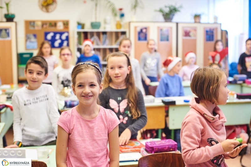 Mikulás érkezett a Mórába - fotó Szarka Lajos