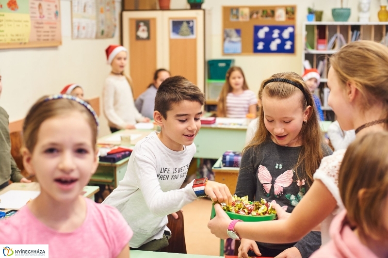 Mikulás érkezett a Mórába - fotó Szarka Lajos