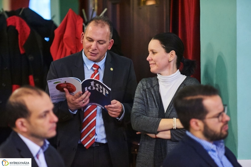 TOP 100   2017 - fotó Szarka Lajos