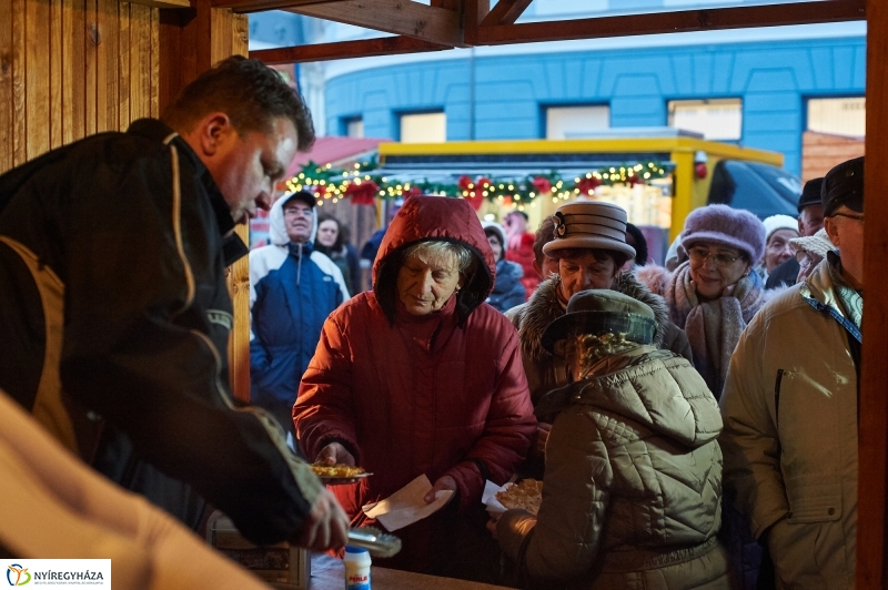 Ingyen lapcsánka 20171207 - fotó Szarka Lajos