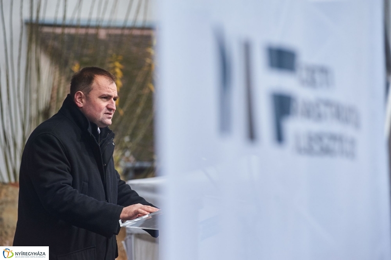 Mező utcai csomópont átadása - fotó Szarka Lajos