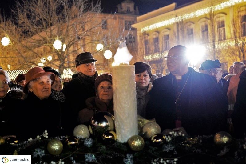 Advent harmadik vasárnapja a Kossuth téren - fotó Trifonov Éva