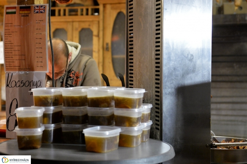 Advent harmadik vasárnapja a Kossuth téren - fotó Trifonov Éva