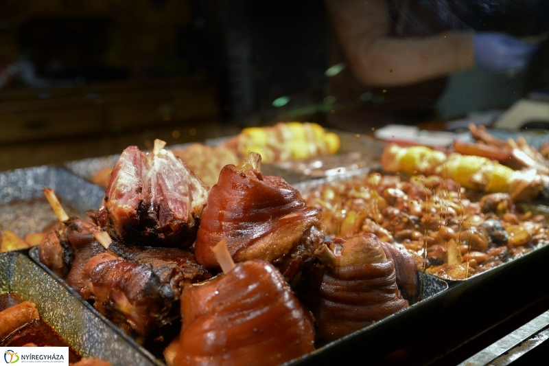 Advent harmadik vasárnapja a Kossuth téren - fotó Trifonov Éva