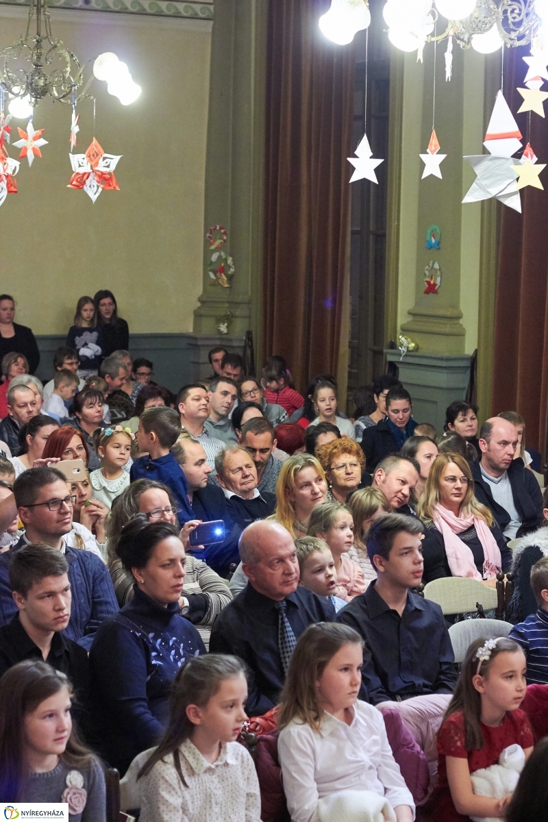 Evangélikusok karácsonyi műsora - fotó Szarka Lajos
